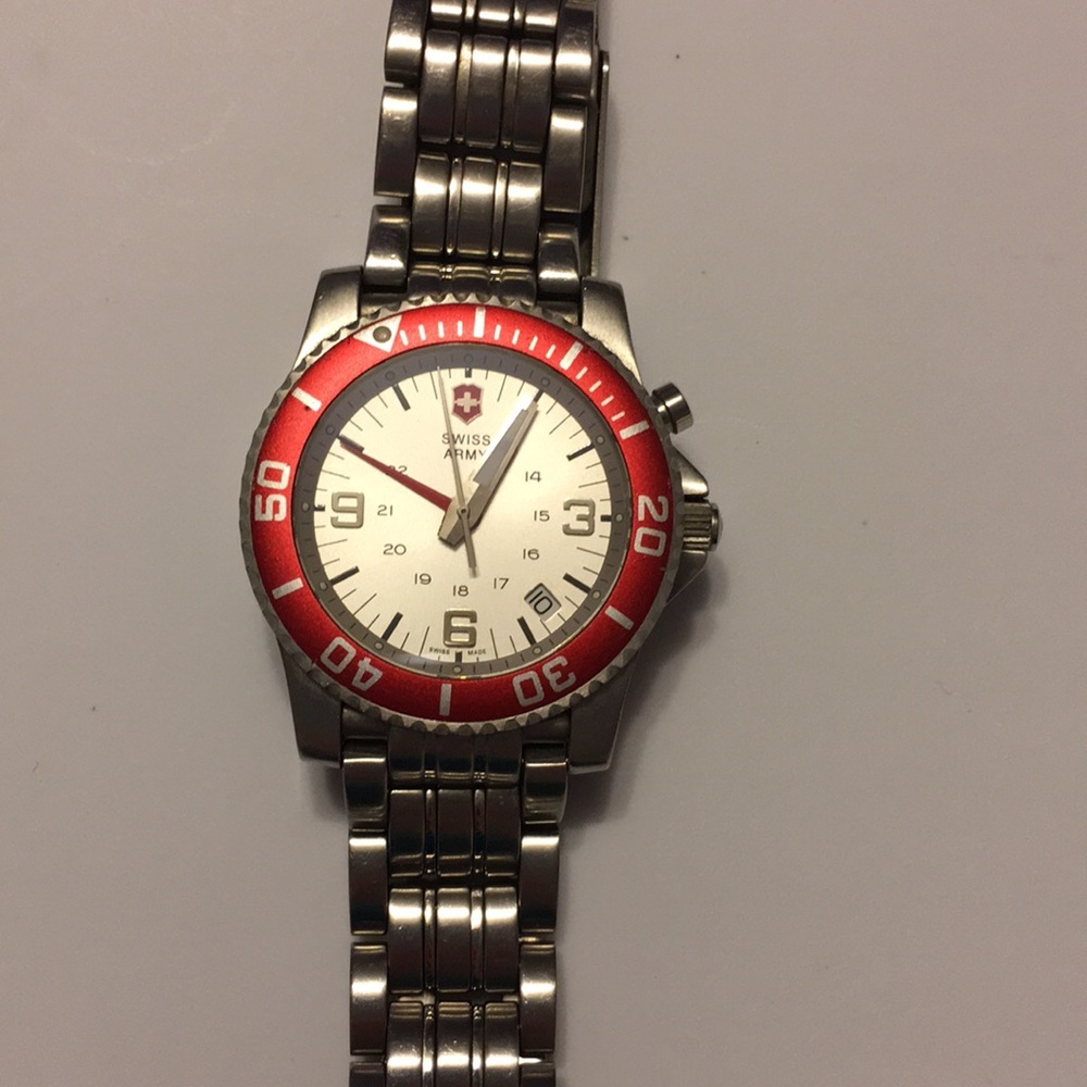 Ladies Stainless Steel Swiss Army Watch